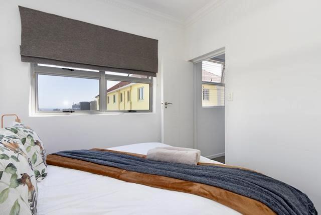 3 Bedroom Property for Sale in Green Point Western Cape